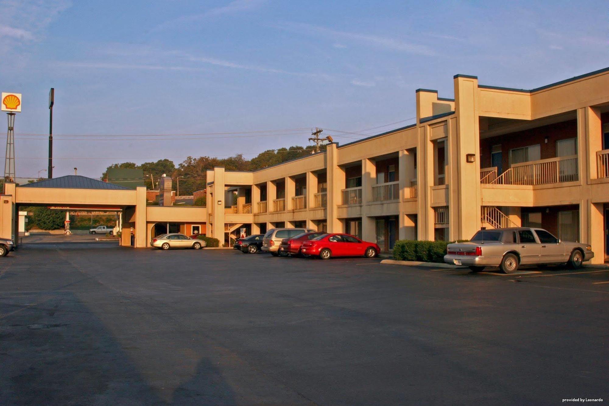 Best Western Thunderbird Motel Cookeville Exterior photo